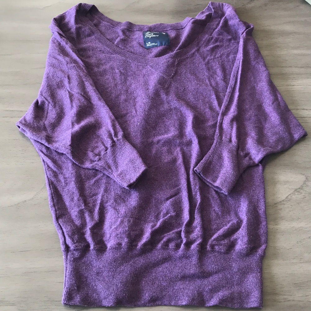 American Eagle Large 3/4 Sleeve Sweater